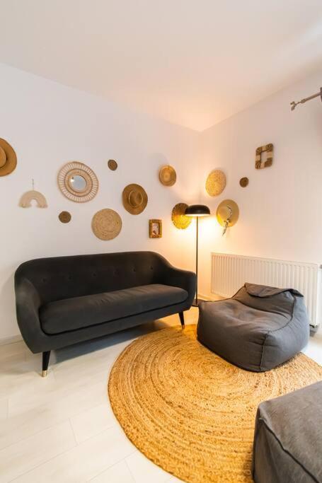 Arte - 2 Bedroom Apartment Near Coresi Mall With Free Parking Brasov Ngoại thất bức ảnh