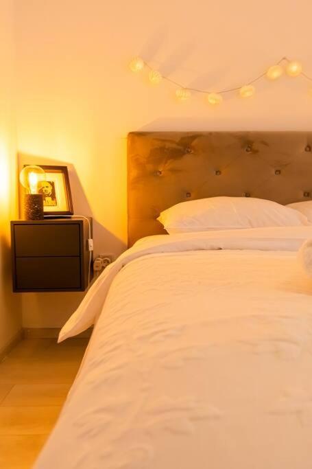 Arte - 2 Bedroom Apartment Near Coresi Mall With Free Parking Brasov Ngoại thất bức ảnh